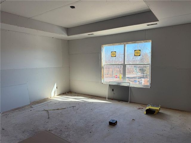 20702 Emerald Street, Spring Hill, KS 66083