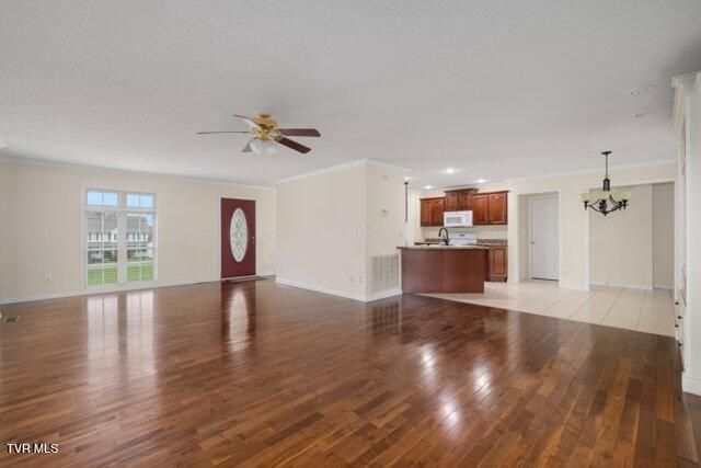 657 Allison Road, Piney Flats, TN 37686
