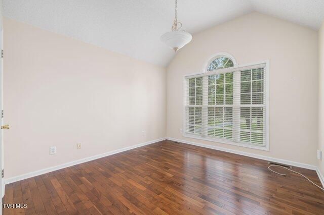 657 Allison Road, Piney Flats, TN 37686