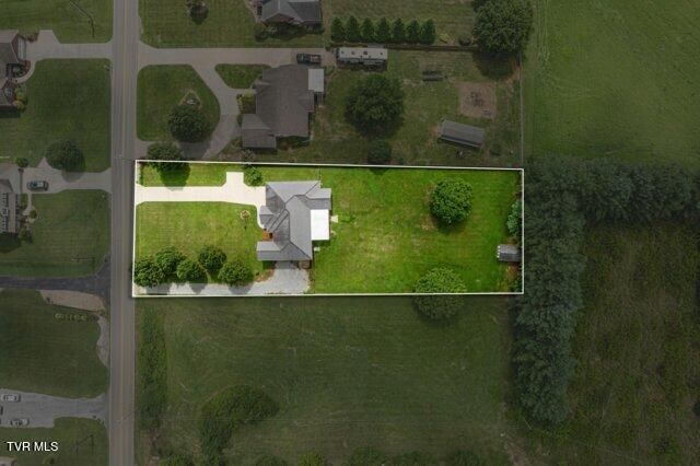 657 Allison Road, Piney Flats, TN 37686