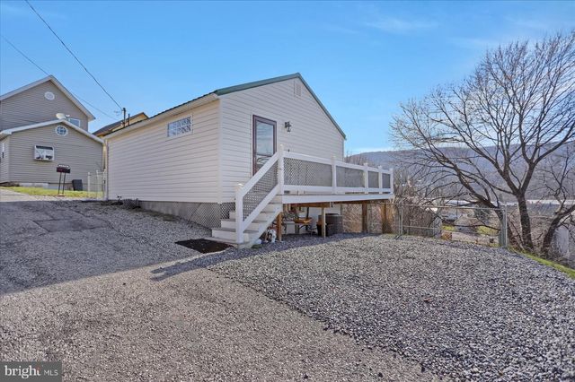 2230 HILLSIDE ALLEY, Tyrone, PA 16686