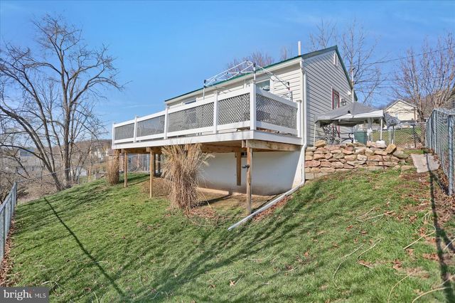 2230 HILLSIDE ALLEY, Tyrone, PA 16686