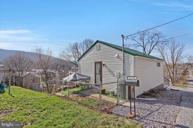 2230 HILLSIDE ALLEY, Tyrone, PA 16686
