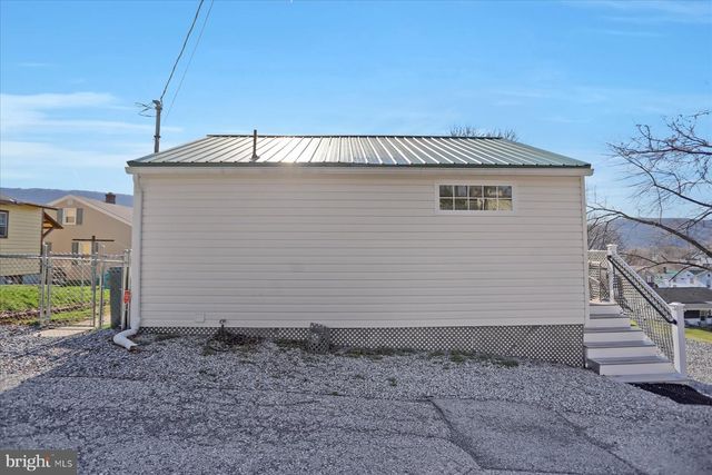 2230 HILLSIDE ALLEY, Tyrone, PA 16686