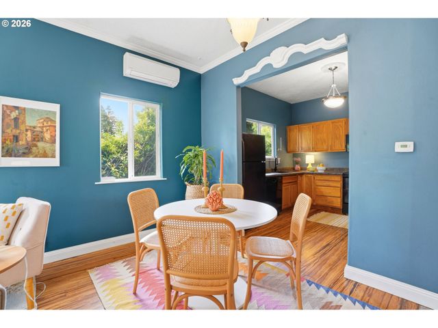 10612 Se HAROLD St, Portland, OR 97266