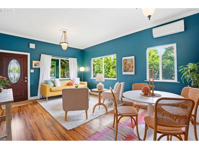10612 Se HAROLD St, Portland, OR 97266
