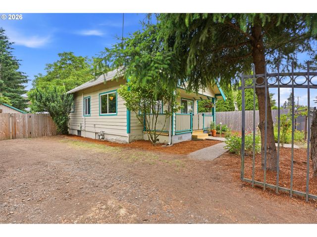 10612 Se HAROLD St, Portland, OR 97266