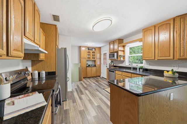 9235 NW 11TH PLACE, Gainesville, FL 32606