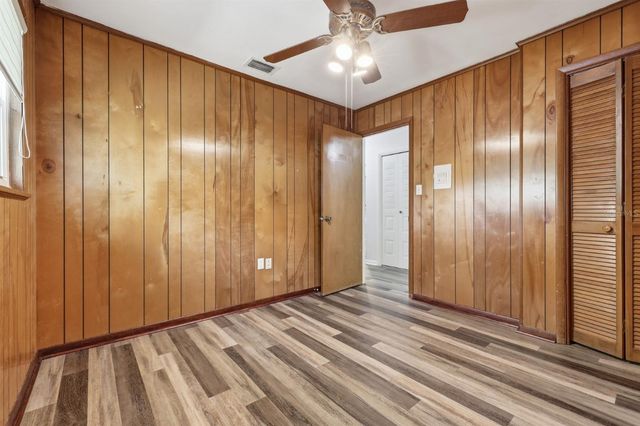 9235 NW 11TH PLACE, Gainesville, FL 32606