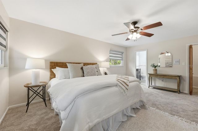 9235 NW 11TH PLACE, Gainesville, FL 32606