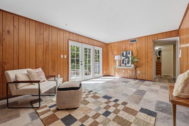 9235 NW 11TH PLACE, Gainesville, FL 32606