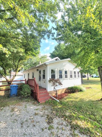 2325 Wilkes Road, Oregon, OH 43616
