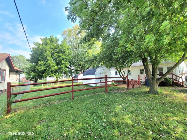 2325 Wilkes Road, Oregon, OH 43616