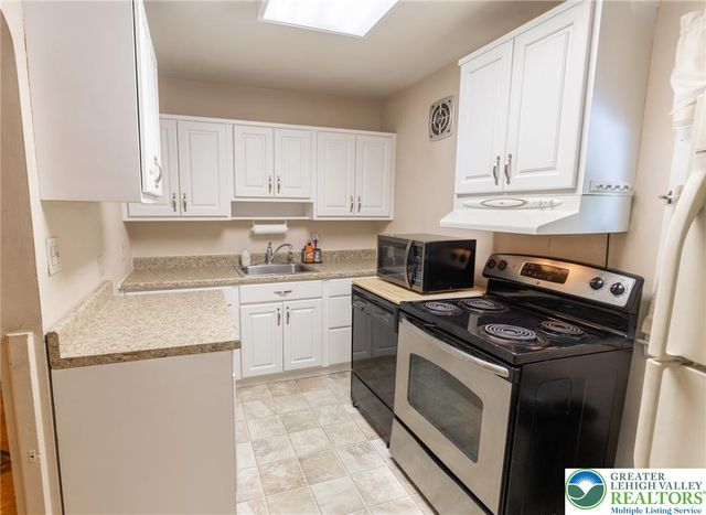 735 North Plymouth Street, Allentown City, PA 18109