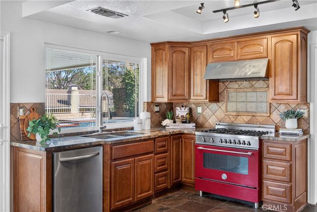 16846 Winterbrook, Riverside, CA 92503