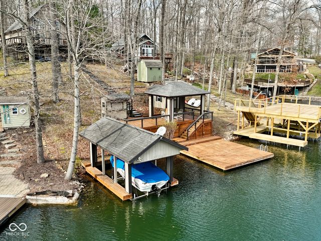 6441 Robin Drive, Nineveh, IN 46164