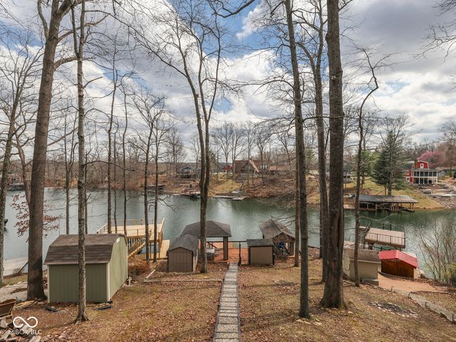 6441 Robin Drive, Nineveh, IN 46164