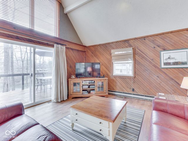 6441 Robin Drive, Nineveh, IN 46164