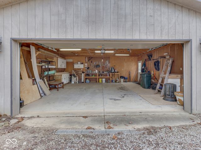 6441 Robin Drive, Nineveh, IN 46164