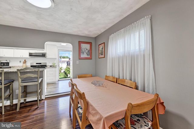 26 COMPASS RD, Middle River, MD 21220
