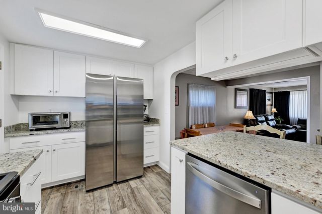 26 COMPASS RD, Middle River, MD 21220
