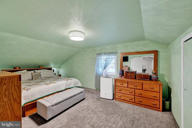 26 COMPASS RD, Middle River, MD 21220