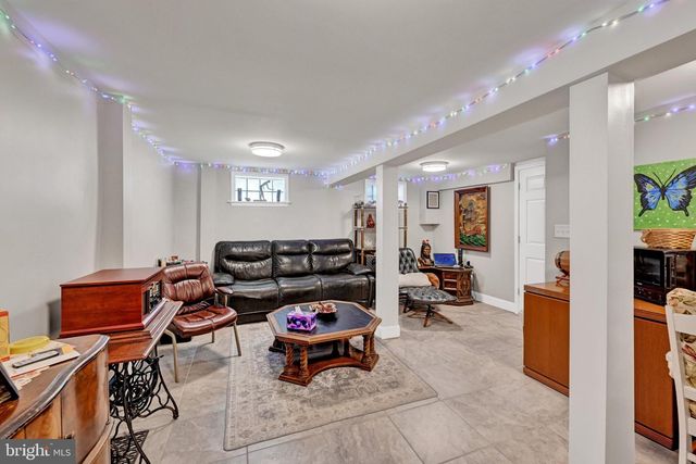 26 COMPASS RD, Middle River, MD 21220