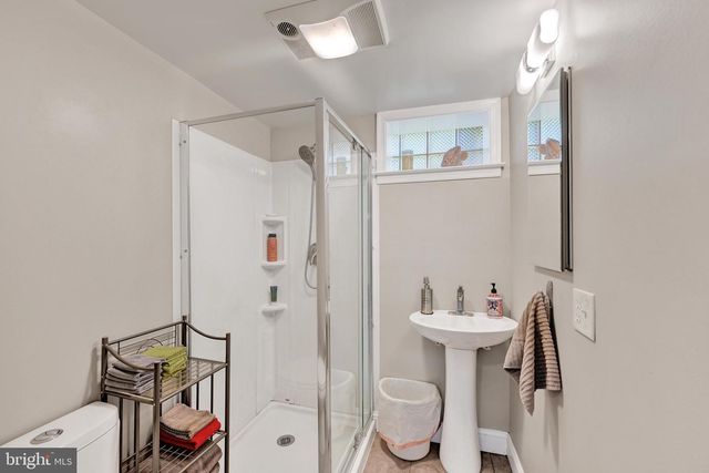26 COMPASS RD, Middle River, MD 21220