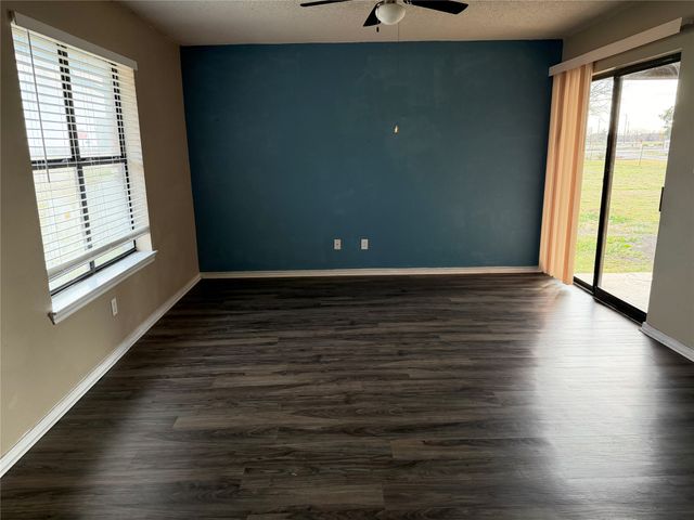1605 Oak Circle, Anna, TX 75409