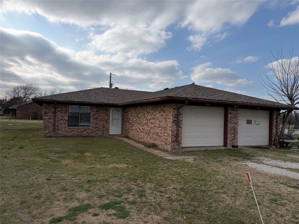 1605 Oak Circle, Anna, TX 75409