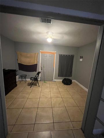 9713 Clark Road, Houston, TX 77076