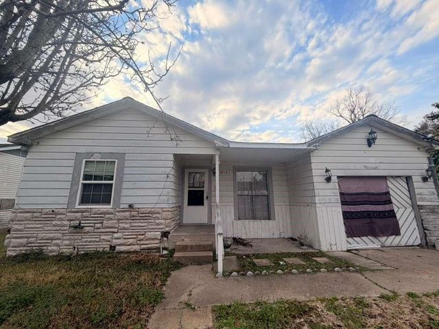 9713 Clark Road, Houston, TX 77076