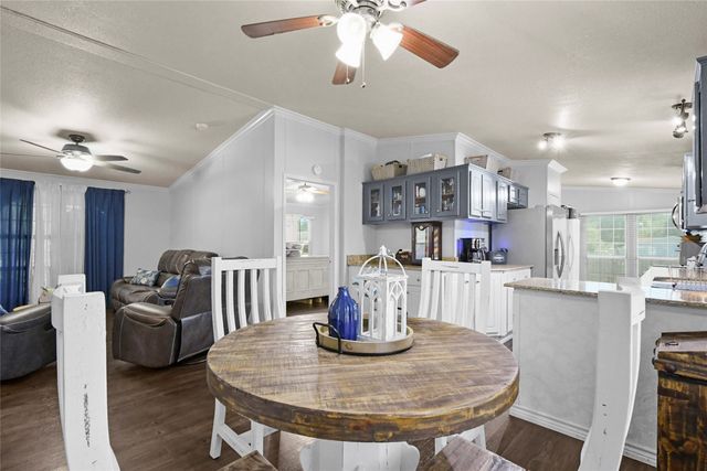 338 Fisherman Road, Pottsboro, TX 75076