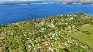 338 Fisherman Road, Pottsboro, TX 75076