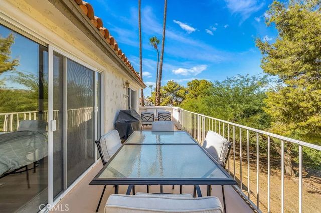 344 Vista Royale, Palm Desert, CA 92211