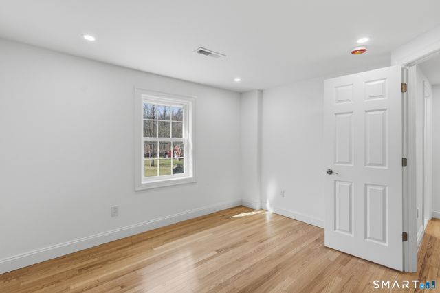 395 Cross Hill Road, Monroe, CT 06468