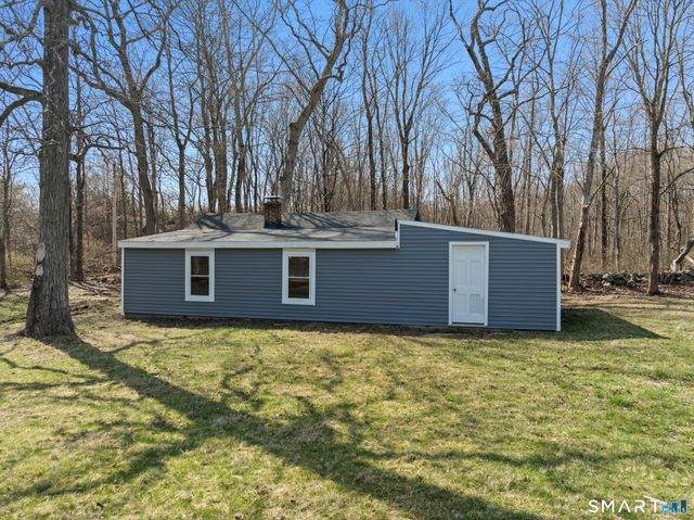 395 Cross Hill Road, Monroe, CT 06468