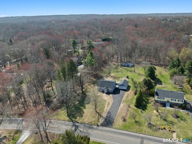 395 Cross Hill Road, Monroe, CT 06468