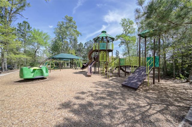 23811 Hickory Lakes Lane, New Caney, TX 77357