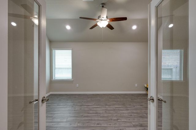 23811 Hickory Lakes Lane, New Caney, TX 77357