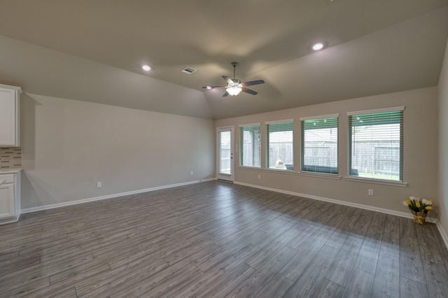 23811 Hickory Lakes Lane, New Caney, TX 77357