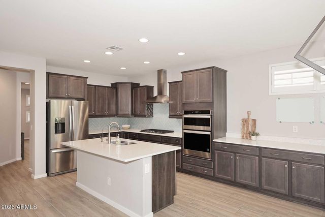 3136 E Tina Drive, Phoenix, AZ 85050