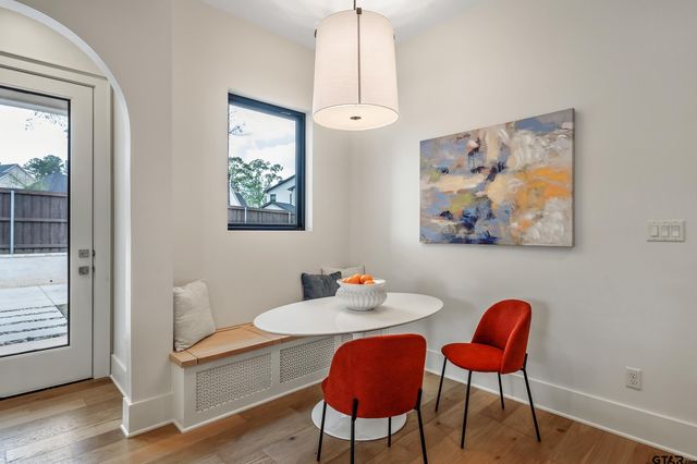 1409 Canopy Cove Ct, Tyler, TX 75703