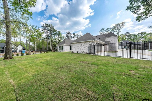 1409 Canopy Cove Ct, Tyler, TX 75703