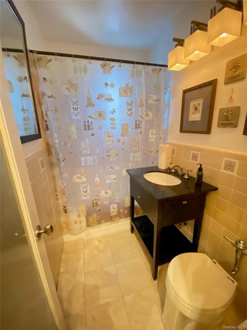 110-20 71st Ave 420, Forest Hills, NY 11375