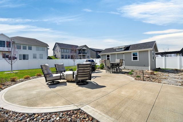970 Roman Road, Waukee, IA 50263