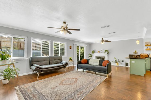 6708 woodmore oaks, Orangevale, CA 95662