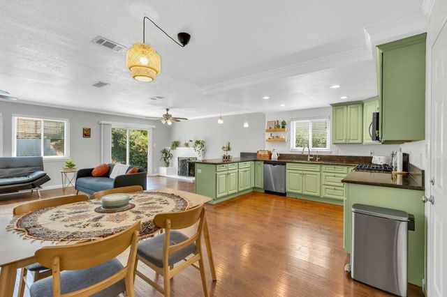 6708 woodmore oaks, Orangevale, CA 95662