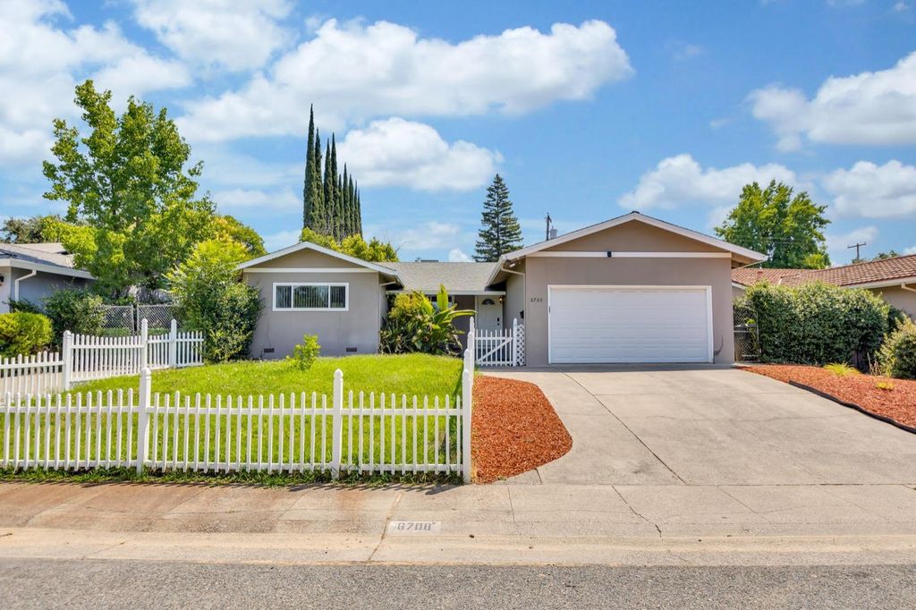 6708 woodmore oaks, Orangevale, CA 95662