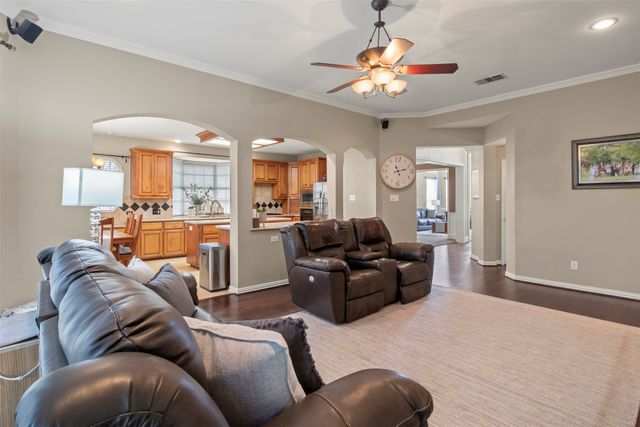 3625 Cimarron Drive, Carrollton, TX 75007